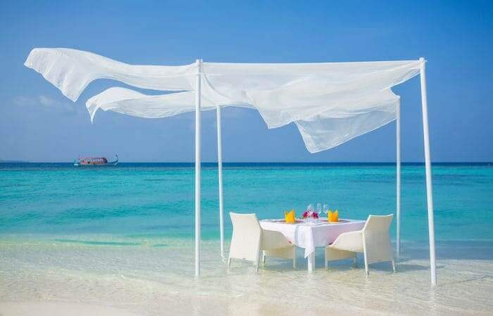 dining on the beach dusit thani maldives